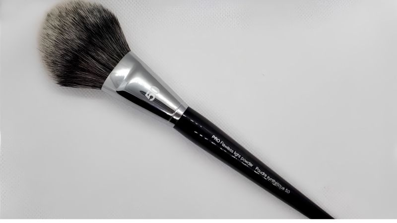 How to Choose the Best Eyeshadow Blender Brush