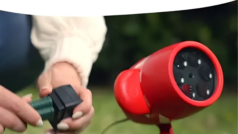 How to Choose the Best Holiday Light Projector