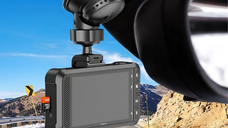 How to Choose the Best SD Card for a Dash Cam