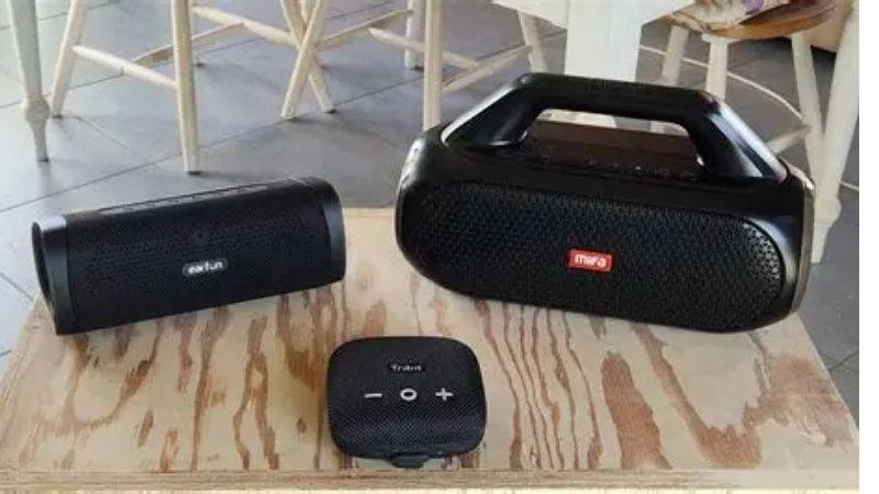 How to Choose the Best Wireless Bluetooth Speaker for a Car