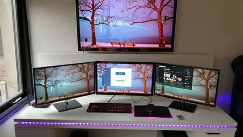 Planning Your Two-Screen Desk