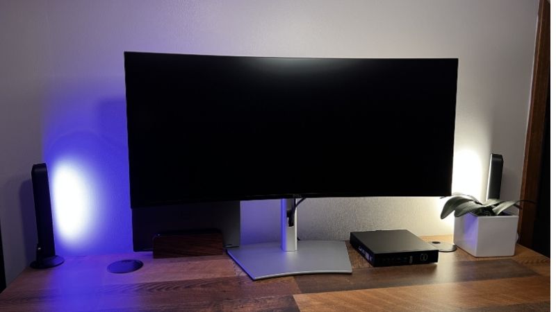 Top Curved Screens Compared