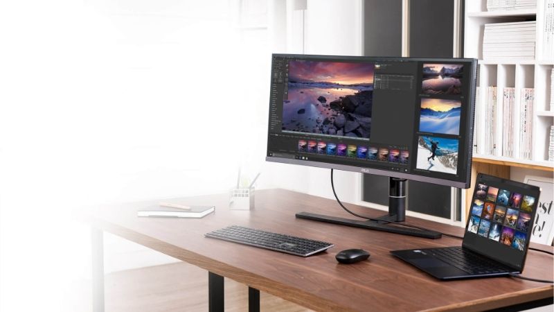 Top Portable Screens for Work on the Move